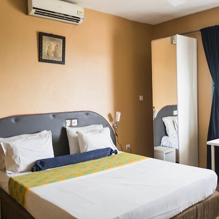 Cheers Guesthouse Botianaw Luaran gambar