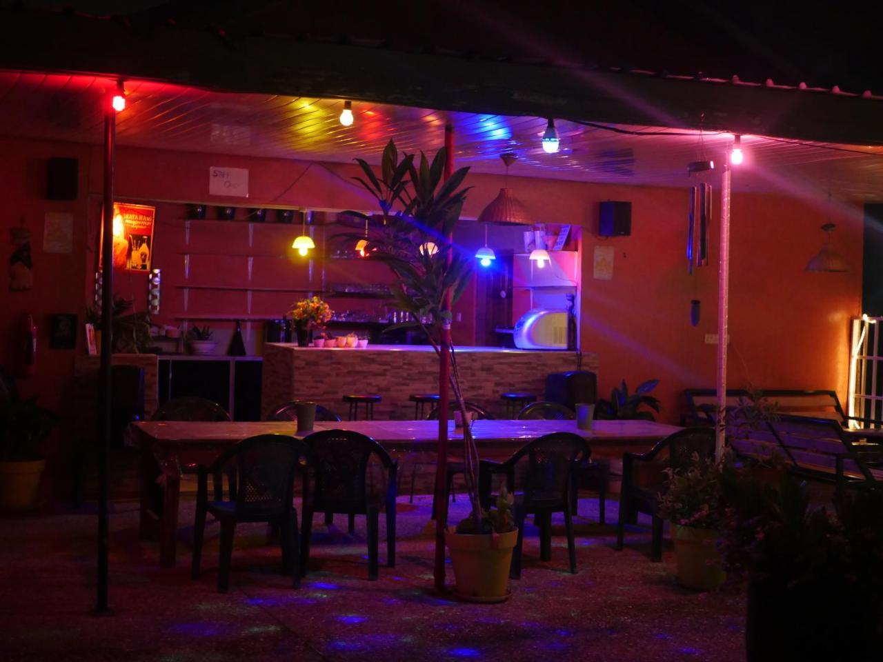 Cheers Guesthouse Botianaw Luaran gambar