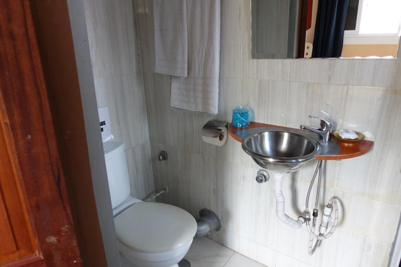 Cheers Guesthouse Botianaw Luaran gambar