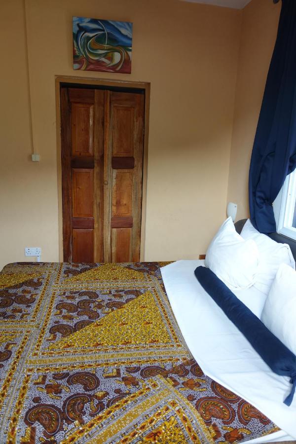 Cheers Guesthouse Botianaw Luaran gambar